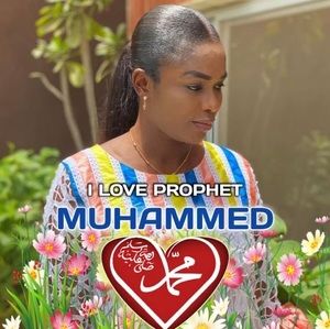 Meet your Posher, Khady